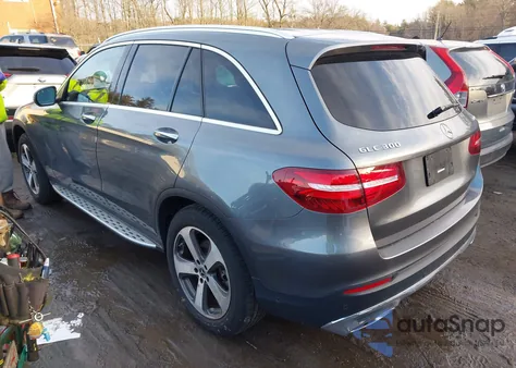 2018 Mercedes-Benz Glc 300 4Matic из США, поврежденный, VIN WDC0G4KBXJV061761